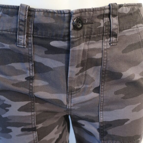 Womens G1 Goods Surplus Gray Black Camo Flat Front Chino Pants 2 * - Picture 5 of 13